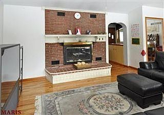 2nd image of 1300 Wyndham Ln