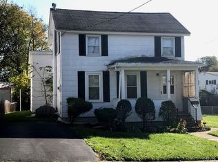 18 Frazee St, Auburn, NY 13021