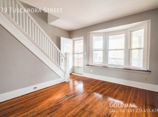 879 Tuscarora St, Windsor, ON N9A3M9