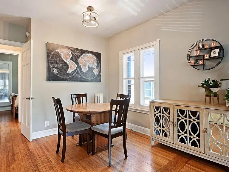 2733 Girard Ave S #205 — Photo 6