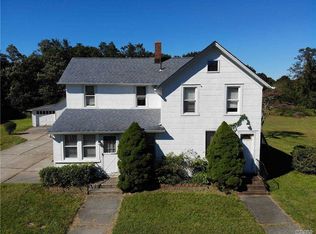 14 Fuoco Rd, Bellport, NY 11713