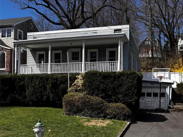 50 Sherwood Drive, Larchmont, NY 10538