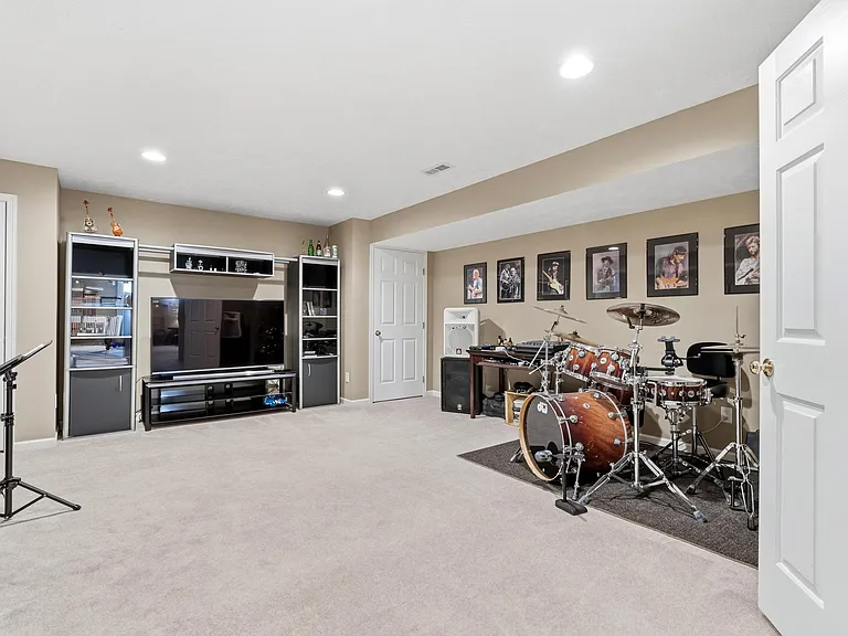 Forest Oaks Dr — Photo 58