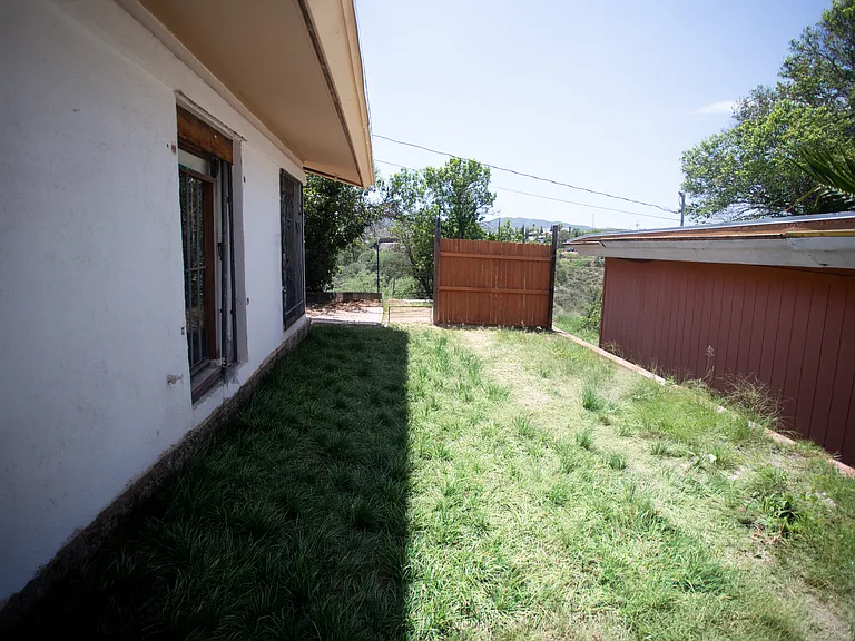 705 N Linda Vista Dr — Photo 7