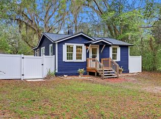 3220 NW 20th St, Gainesville, FL 32605