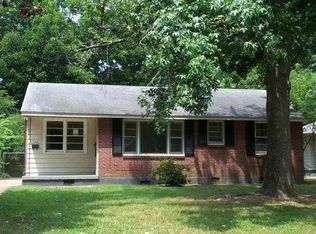 W149N6158 Pocahontas Dr, Menomonee Falls, WI 53051