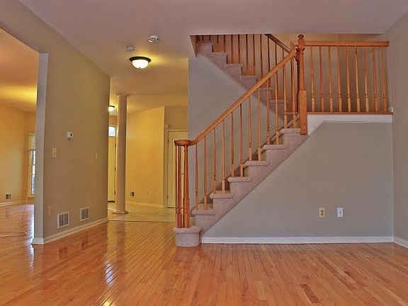 4th image of 18 Winged Foot Dr