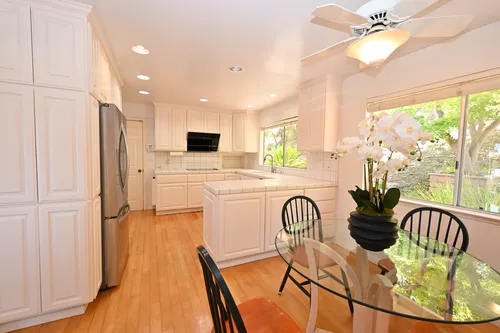 20999 Sarahills Dr Photo 1