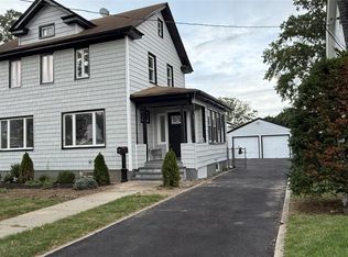 87 Parsons Drive, Hempstead, NY 11550