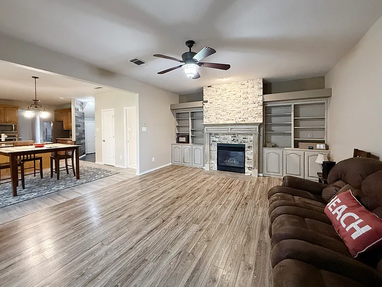 5229 Saint Croix Ln — Photo 5