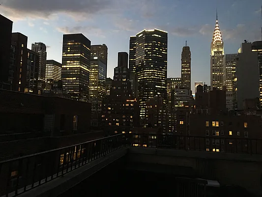 Rented by Compass | media 21