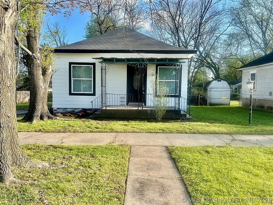 1st image of 1705 E Broadway St