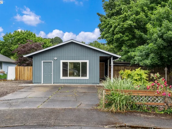 618 NE Bockes Loop, Sheridan, OR 97378