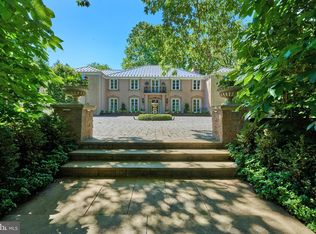 710 Glengarry Rd, Philadelphia, PA 19118