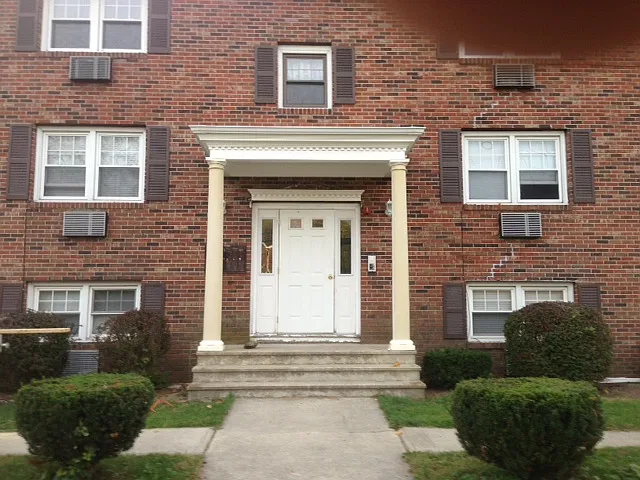 20 Dean Ave #5