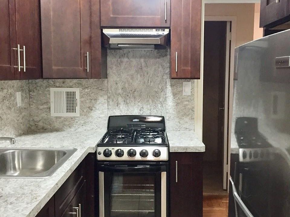 1st image of 166 Highland Ave