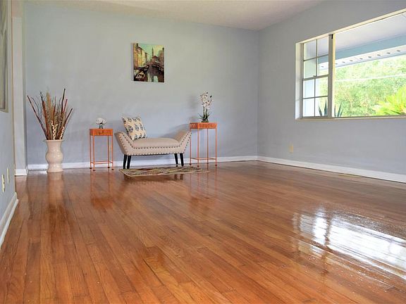 5th image of 6358 Stetler Dr