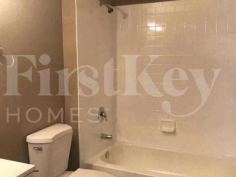 455 Calhoun St — Photo 15
