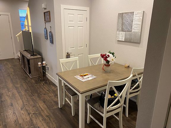 Dining Nook