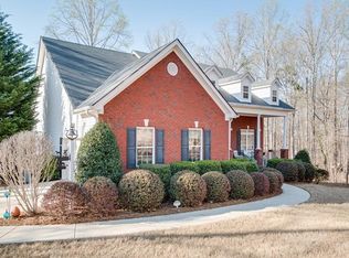 1004 City Market St, Hoschton, GA 30548