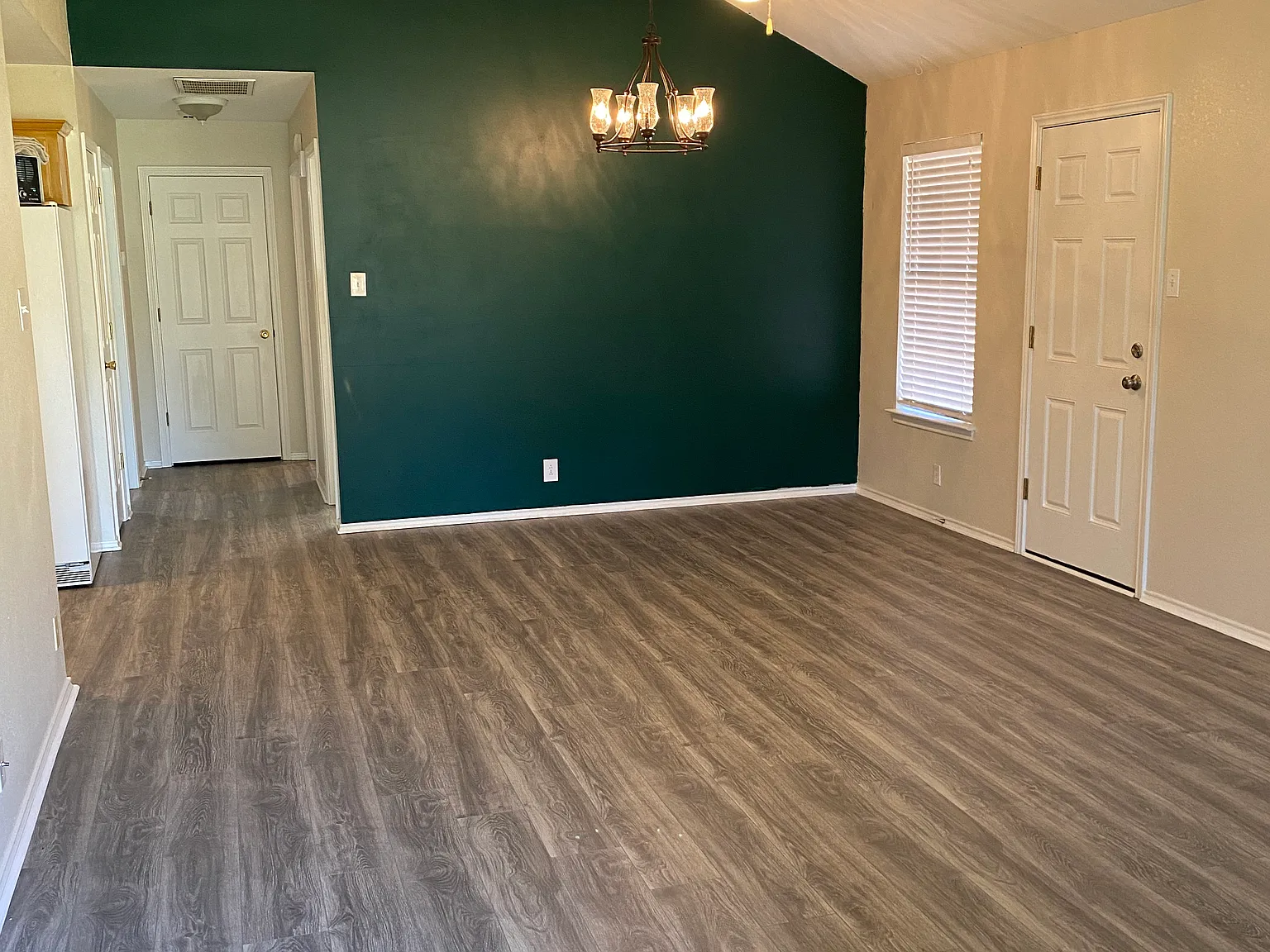 2918 W Parnell St — Photo 4