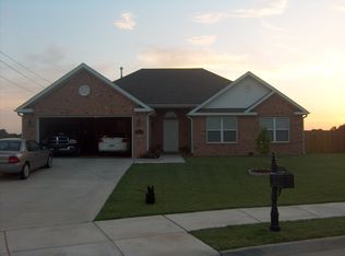 326 McGeehee Ln, Springdale, AR 72762