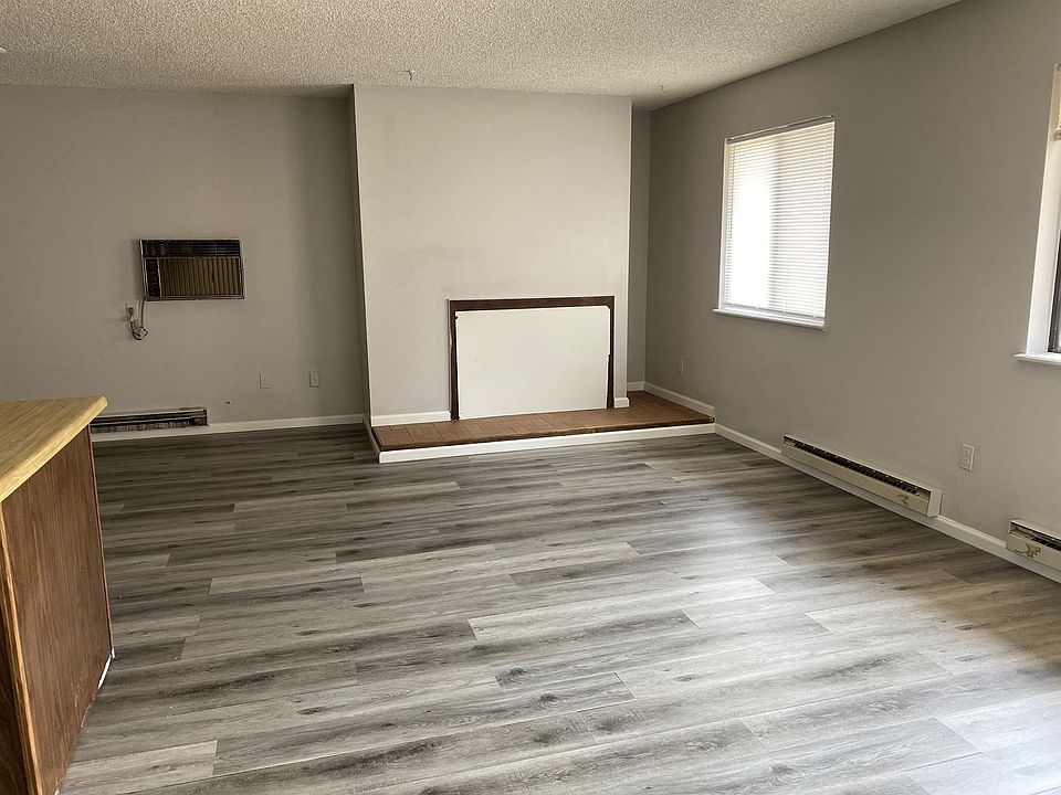 1st image of 2520 S Jefferson St #2