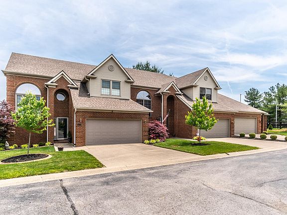 3rd image of 1030 Highlands Dr