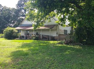 2876 N Fairview Rd, Lavonia, GA 30553