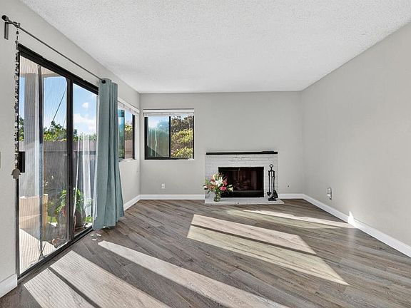 2nd image of 3037 Chipwood Ct