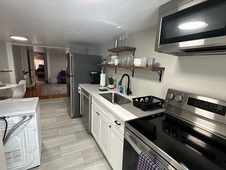 804 Holloway St #2 — Photo 6