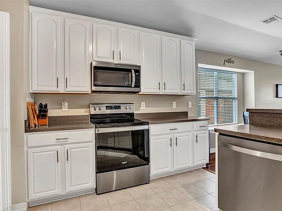 2nd image of 4612 Brighton Dr