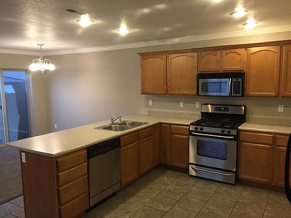 5th image of 927 W 630 S Unit 35