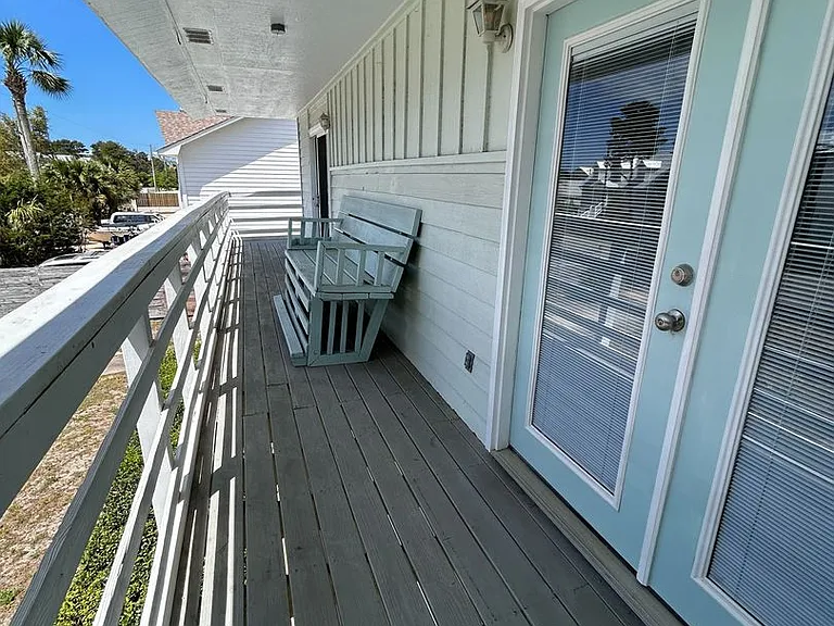181 Maple St — Photo 10