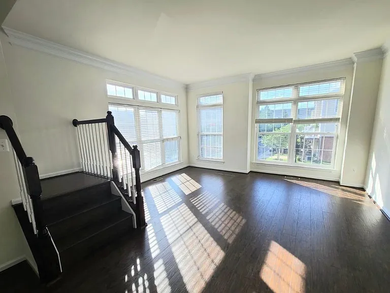 42625 Homefront Ter — Photo 5