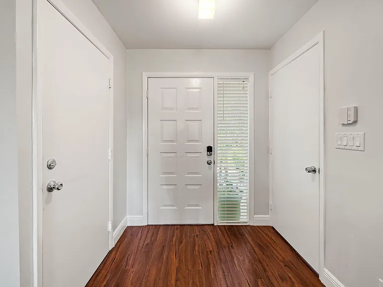 5250 Sapphire Valley — Photo 3