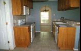 4th image of 73 River Oak Dr