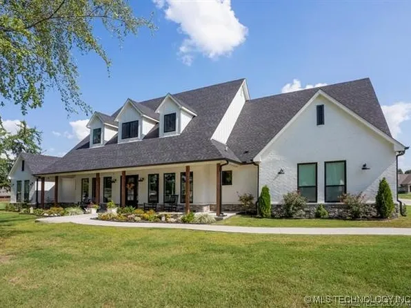 14427 S 246th East Ave, Coweta, OK 74429
