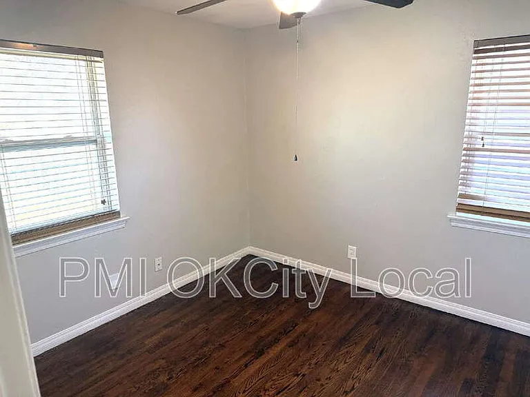 3025 NW 67th St — Photo 21