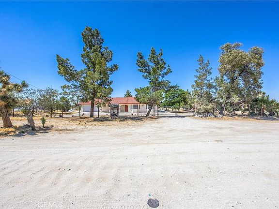 4th image of 476 Marcos Rd