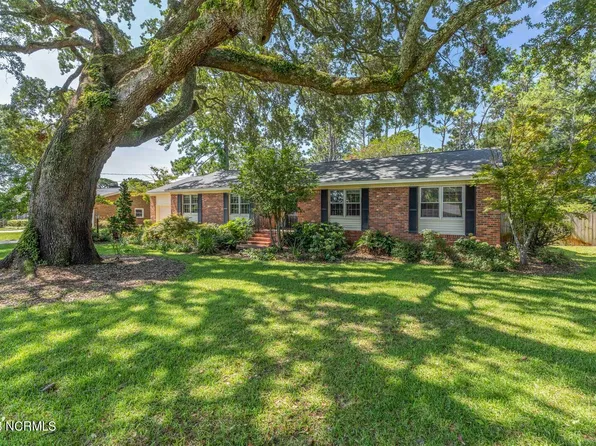 934 Greenhowe Drive, Wilmington, NC 28409