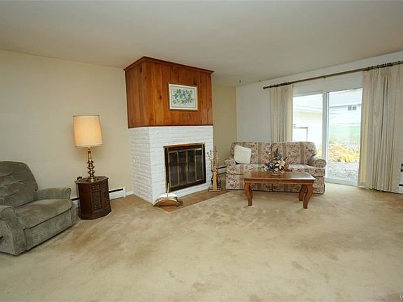 2nd image of 85 Browning Dr