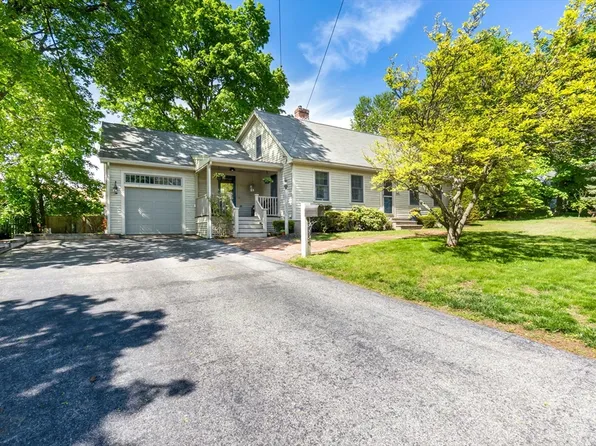 94 Conant St, Danvers, MA 01923