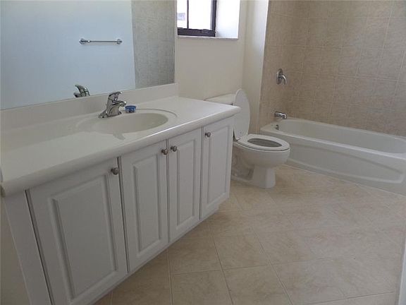 5th image of 8390 SW 72nd Ave APT 909
