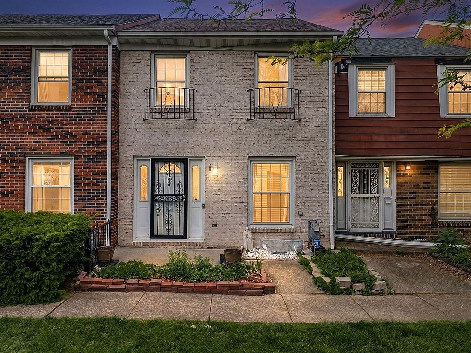 1st image of 2472 Hardesty Dr S #U-10