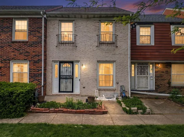 2472 Hardesty Dr S #U-10, Columbus, OH 43204
