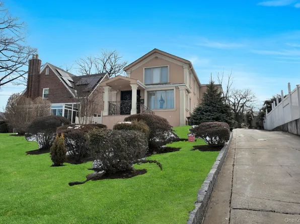 188-14 McLaughlin Avenue, Holliswood, NY 11423