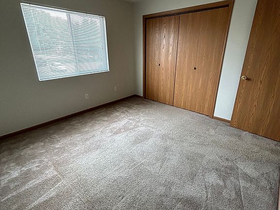 5th image of 201-215 Hyler Dr #201-01
