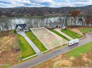 1923 Mockingbird Ln, Loudon, TN 37774