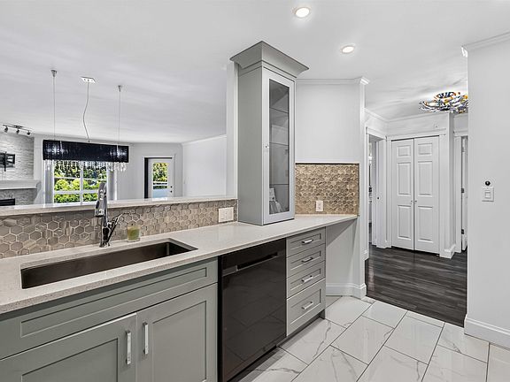 5th image of 13680 84th Ave #404